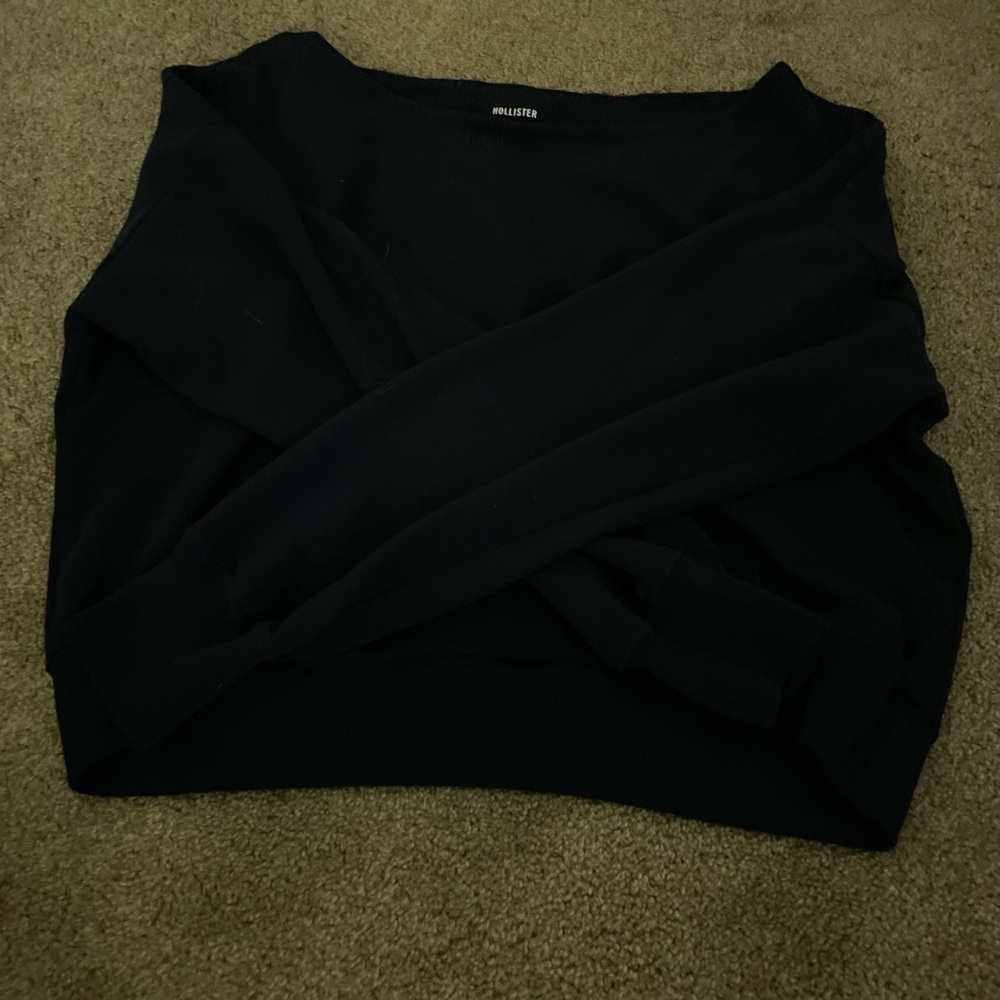 Hollister Black Crew Neck Sweater